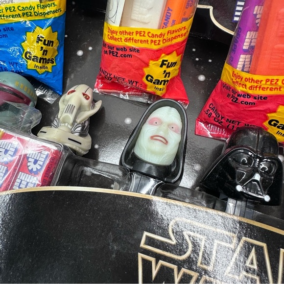 Lot of 22 Vintage Star Wars Pez Dispensers - Picture 5 of 8